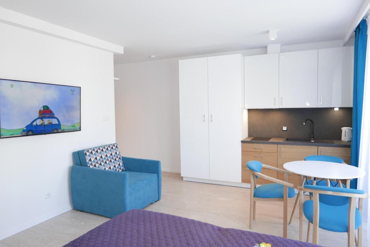 Apartamenty Marco Polo Дзивновек Екстериор снимка